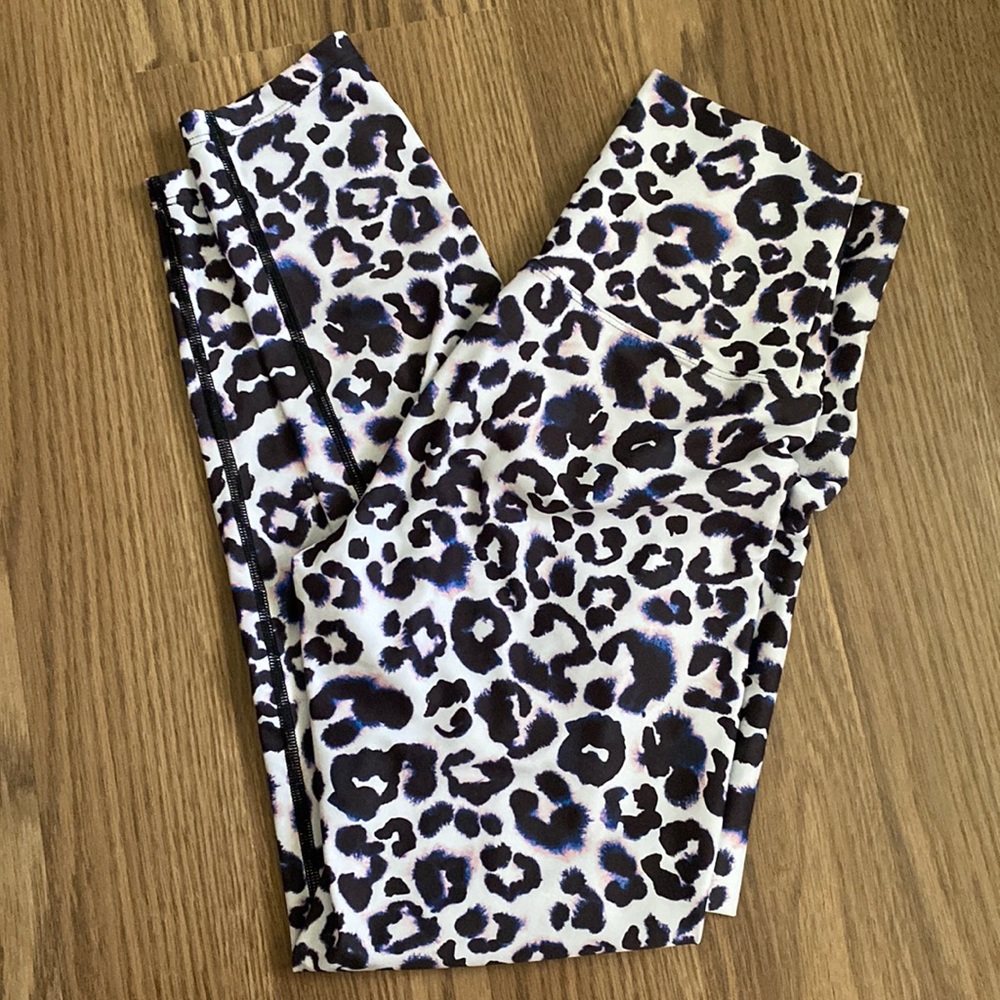 Leopard Beach Riot Leggings